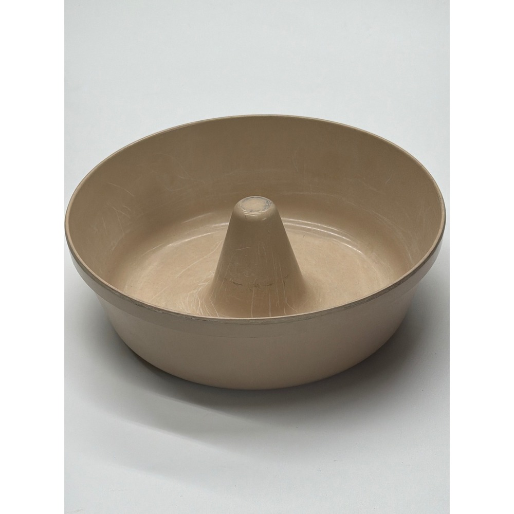 Vintage Microwave PM459-T1 484 Tan‎ Plastic Ring Bundt Cake Pan Mold Made in USA